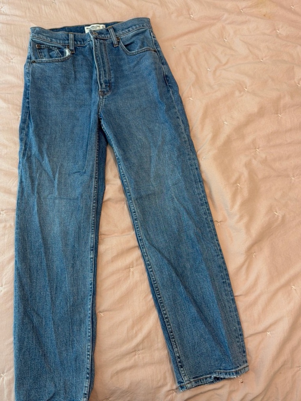 abercrombie mom jeans